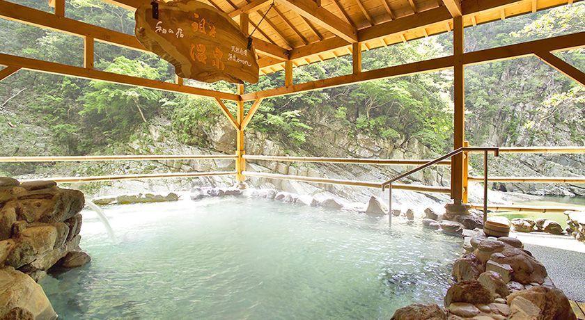 攀登高峰